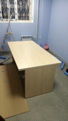 Прямой офисный стол
